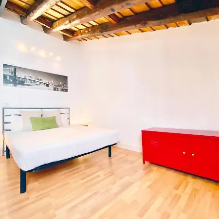 Charming Gran Via Attic Apartment Madrid Exterior photo